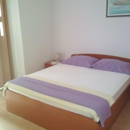 Apartmani Carevic Башка-Вода Экстерьер фото