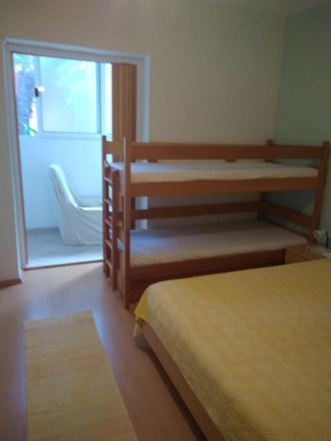 Apartmani Carevic Башка-Вода Экстерьер фото