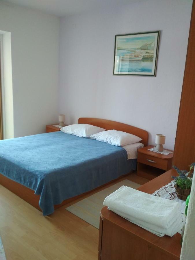 Apartmani Carevic Башка-Вода Экстерьер фото