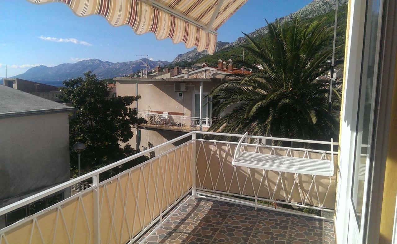 Apartmani Carevic Башка-Вода Экстерьер фото